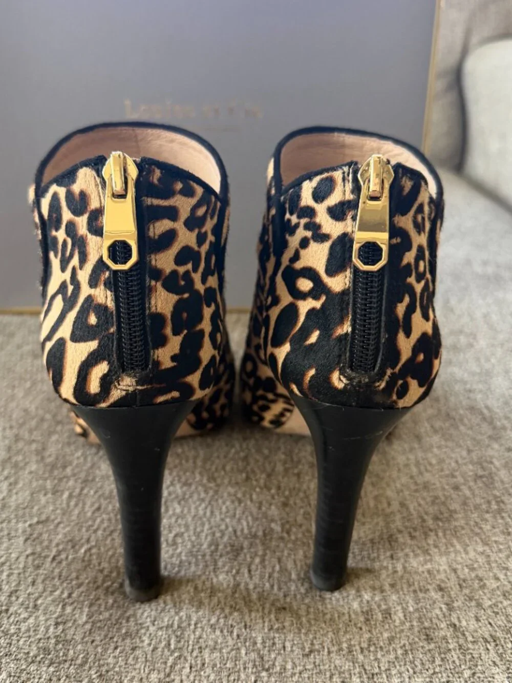 Louise et Cie Leopard Calf Hair Peep Toe Heel Booties Size 8